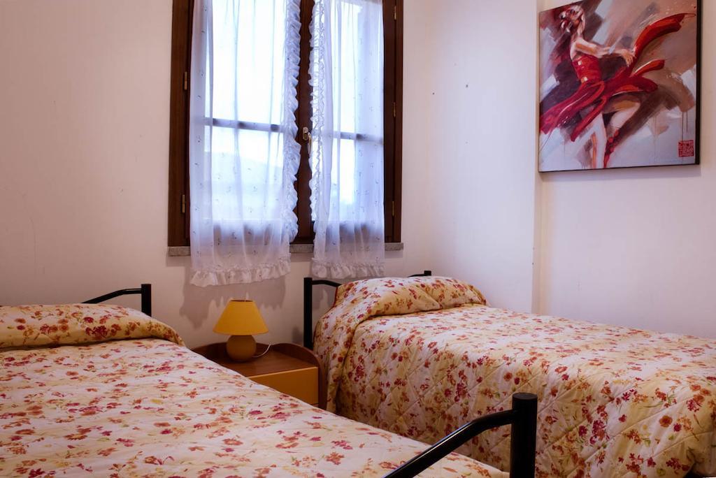 Assia Spa Fucecchio Habitación foto